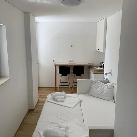 Studio Apartment Zara Exterior photo
