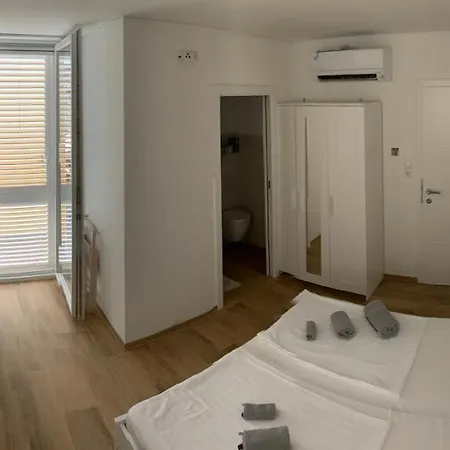 Studio Apartment Zara Exterior photo