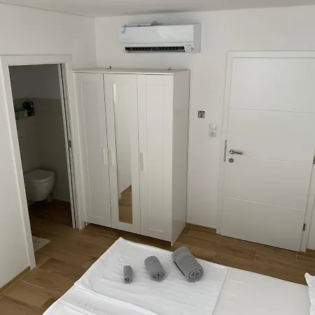 Studio Apartment Zara Exterior photo